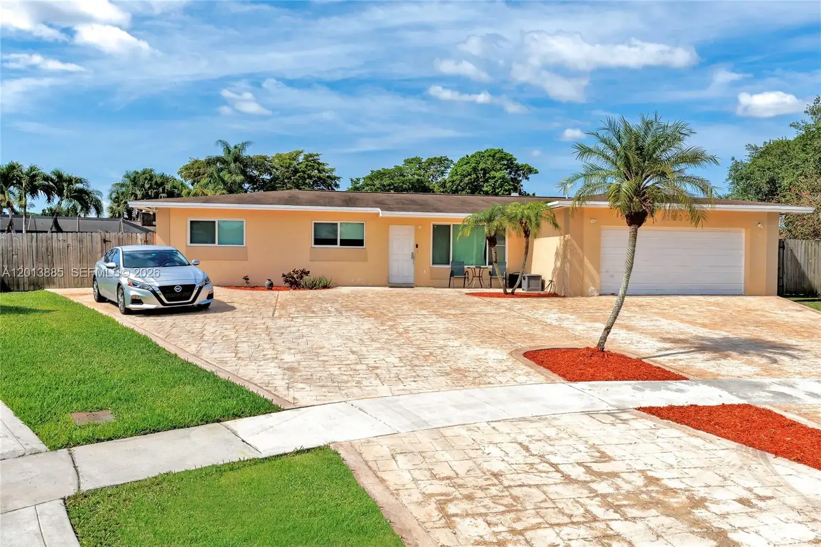 1600 NW 120th Ave, Pembroke Pines FL 33026 photo 2