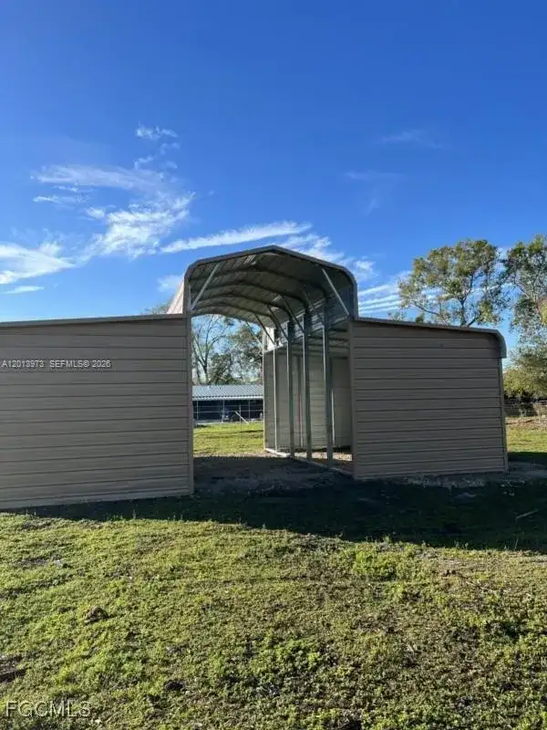 826 B Rd., La Belle FL 33935 photo 5