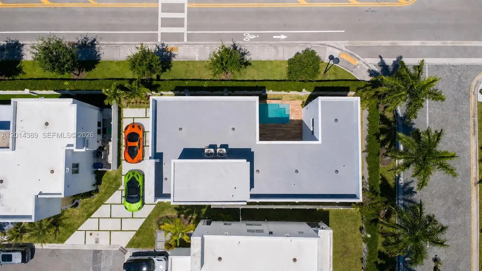 10381 NW 67th Ter, Doral FL 33178 photo 4