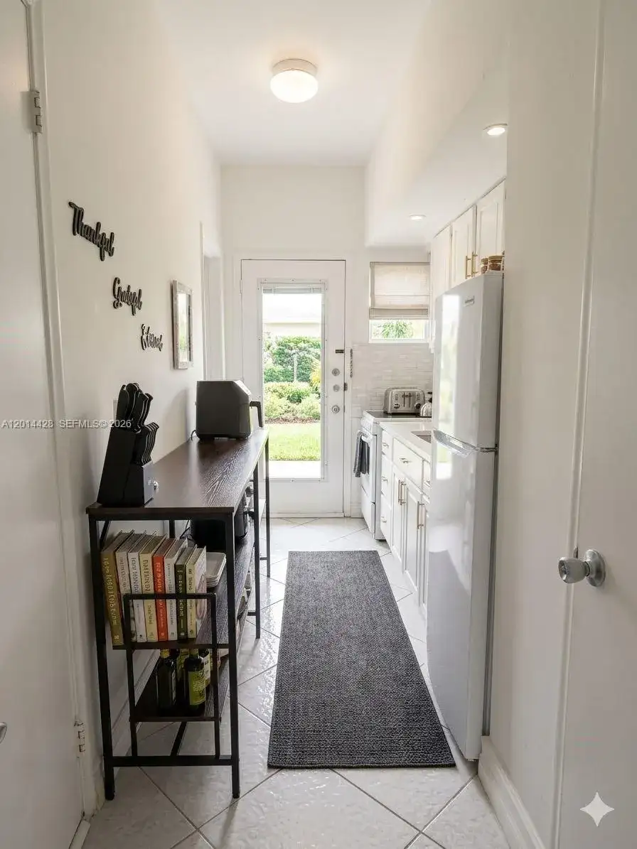 6490 Collins Ave # 14, Miami Beach FL 33141 photo 4