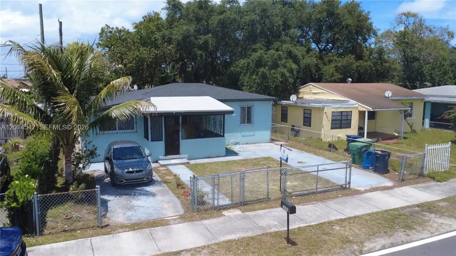 1631 NW 114th St, Miami FL 33167 photo 2