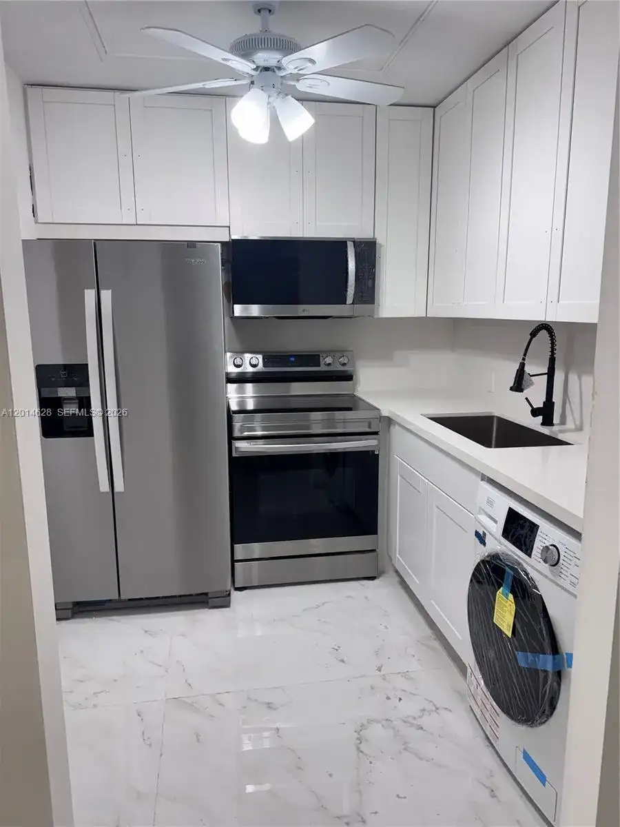 272 Dorset # G, Boca Raton FL 33434 photo 3