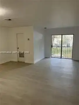 20922 NW 39th Ave, Miami Gardens FL 33055 photo 2
