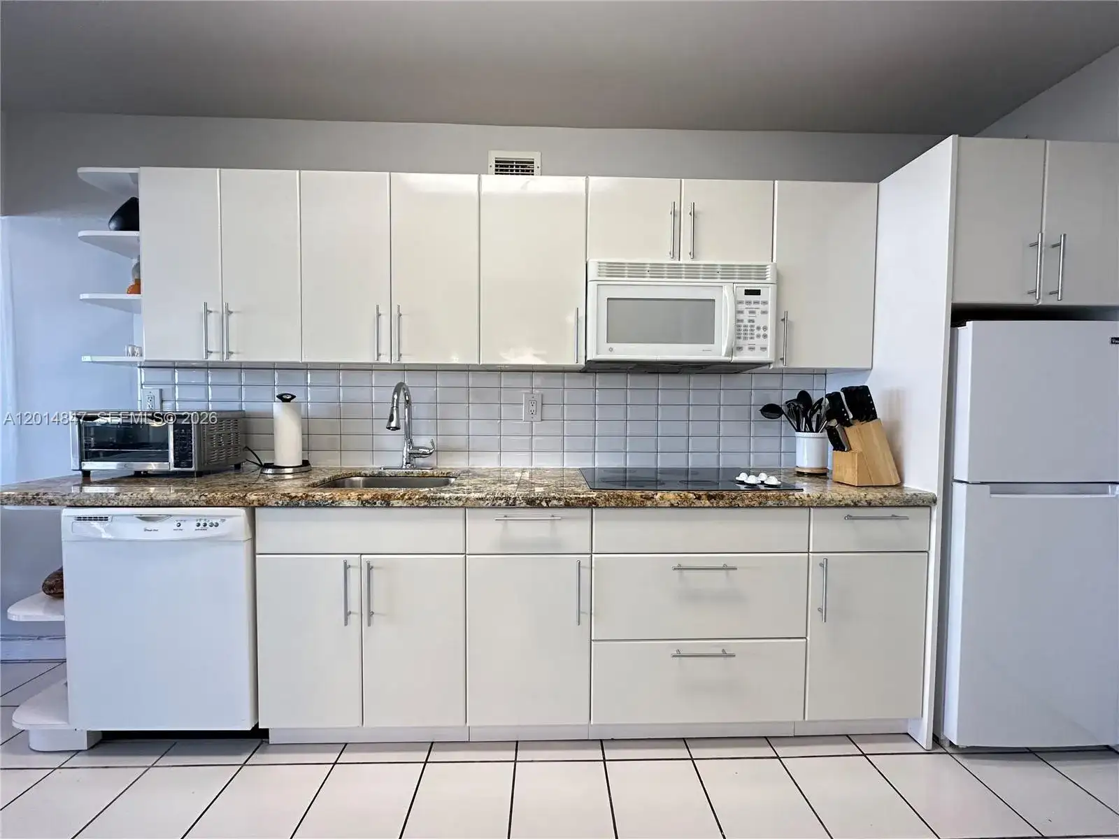 100 Lincoln Rd # 1012, Miami Beach FL 33139 photo 2
