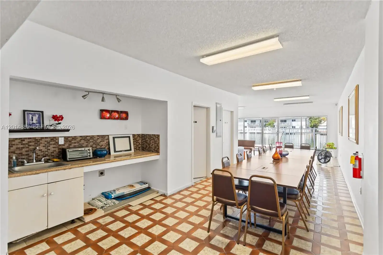 8530 Byron Ave # 302, Miami Beach FL 33141 photo 5