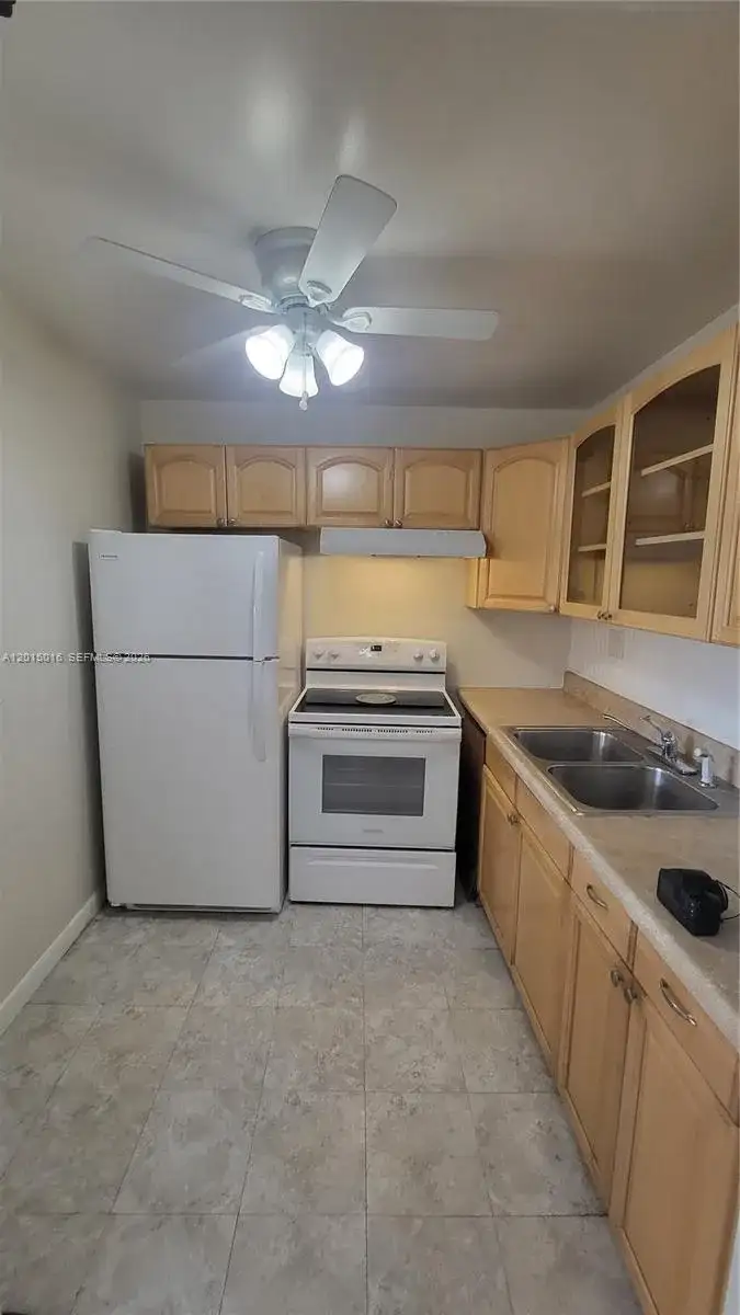 132 Andover F # 132, West Palm Beach FL 33417 photo 3