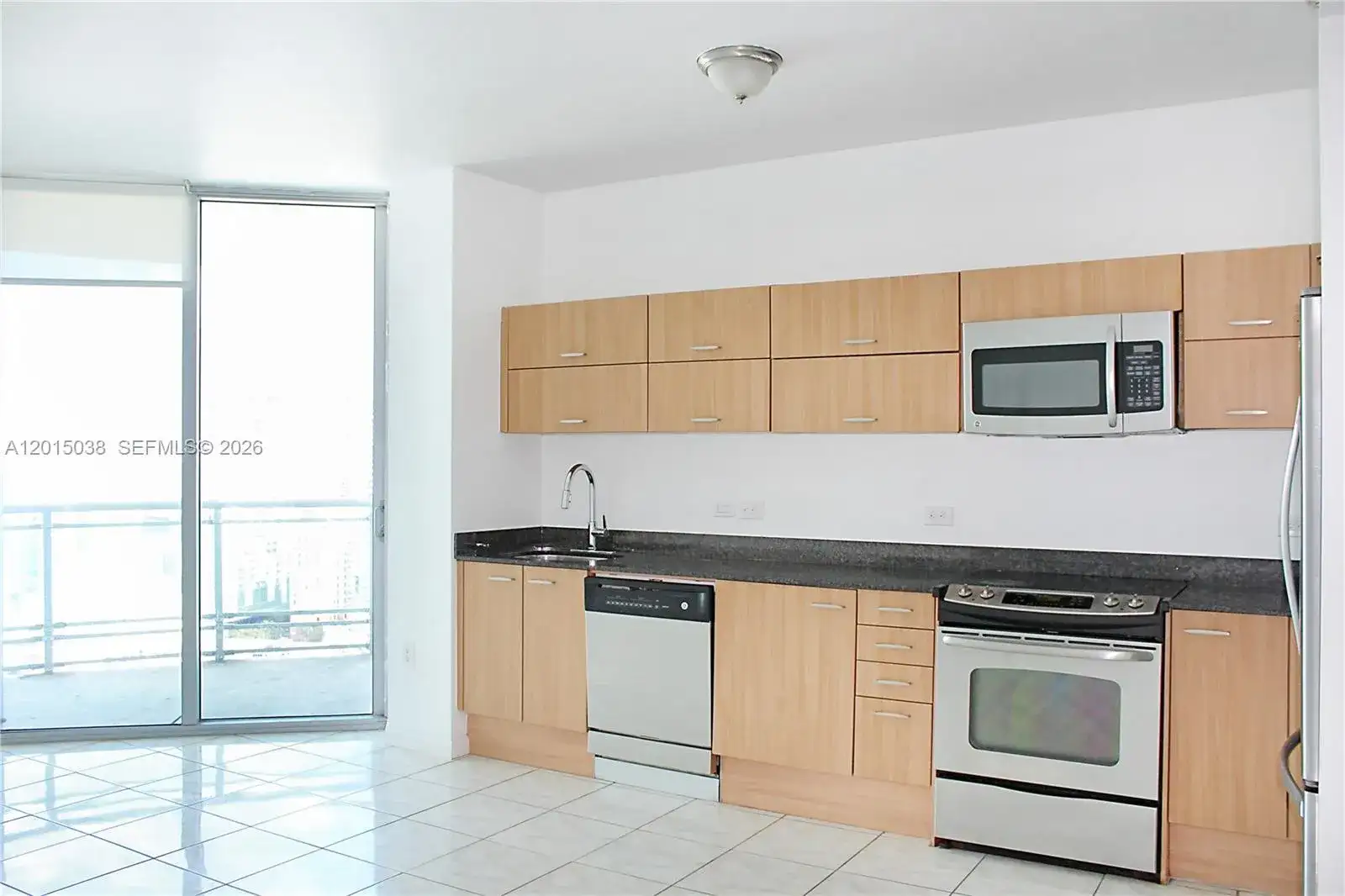 350 S Miami Ave # 2713, Miami FL 33130 photo 4