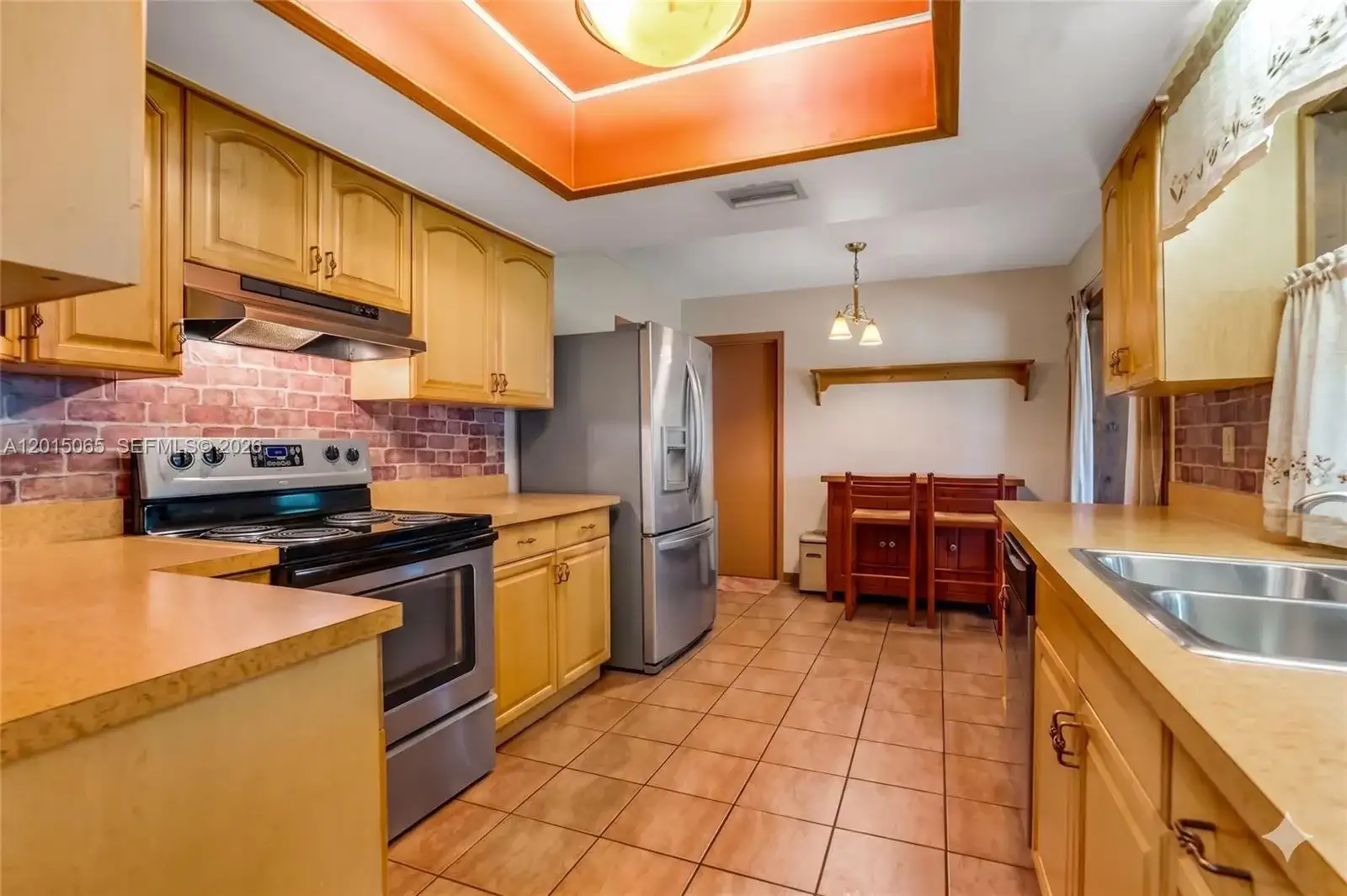 4605 NW 47th Ct, Tamarac FL 33319 photo 4
