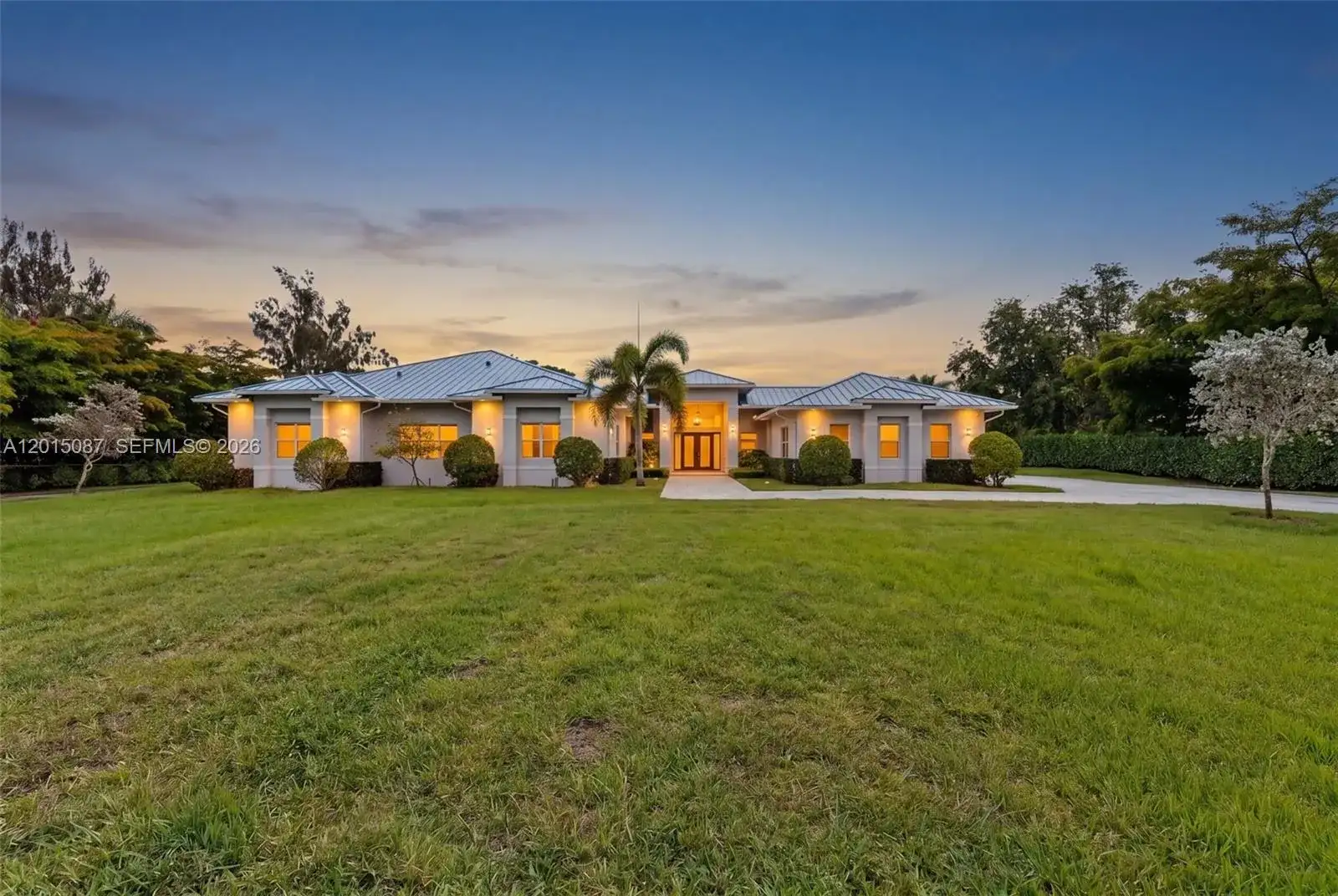 2400 SW 112th Ave, Davie FL 33325 photo 3