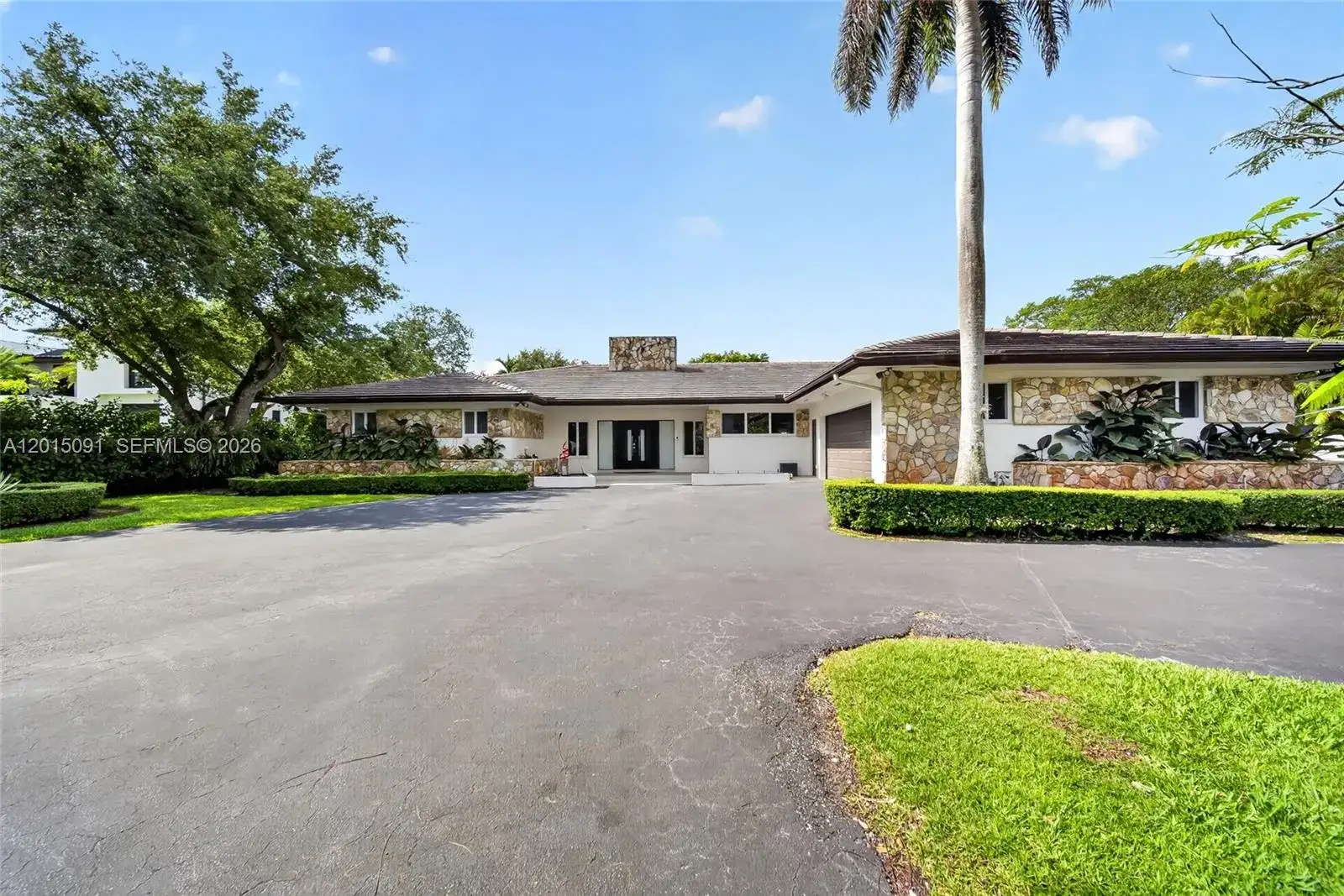 6650 SW 112th St, Pinecrest FL 33156 photo 2