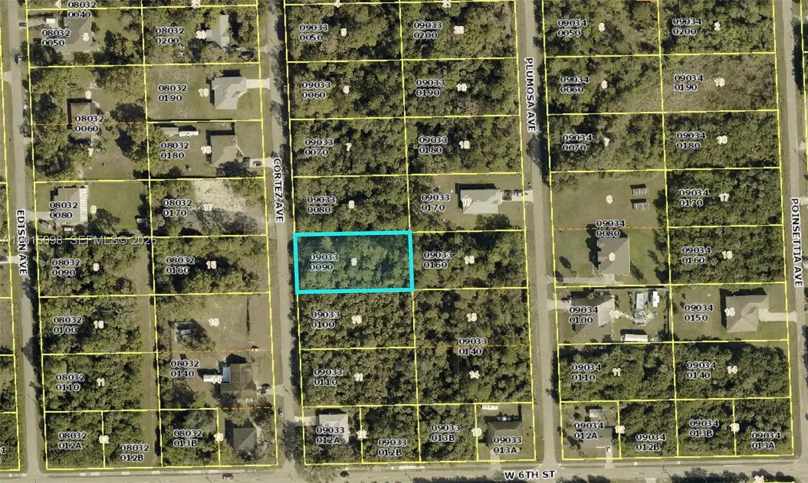 606 Cortez Ave, Lehigh Acres FL 33972 photo 2