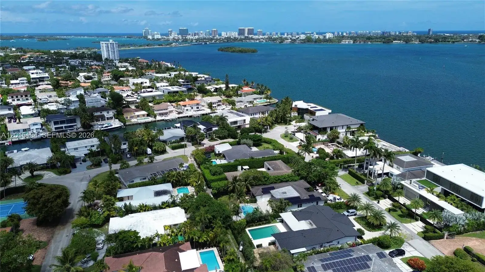 11445 N Bayshore Dr, North Miami FL 33181 photo 5
