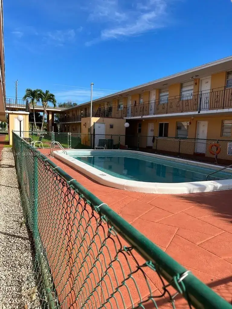 3800 SW 102nd Ave # 118, Miami FL 33165 photo 4