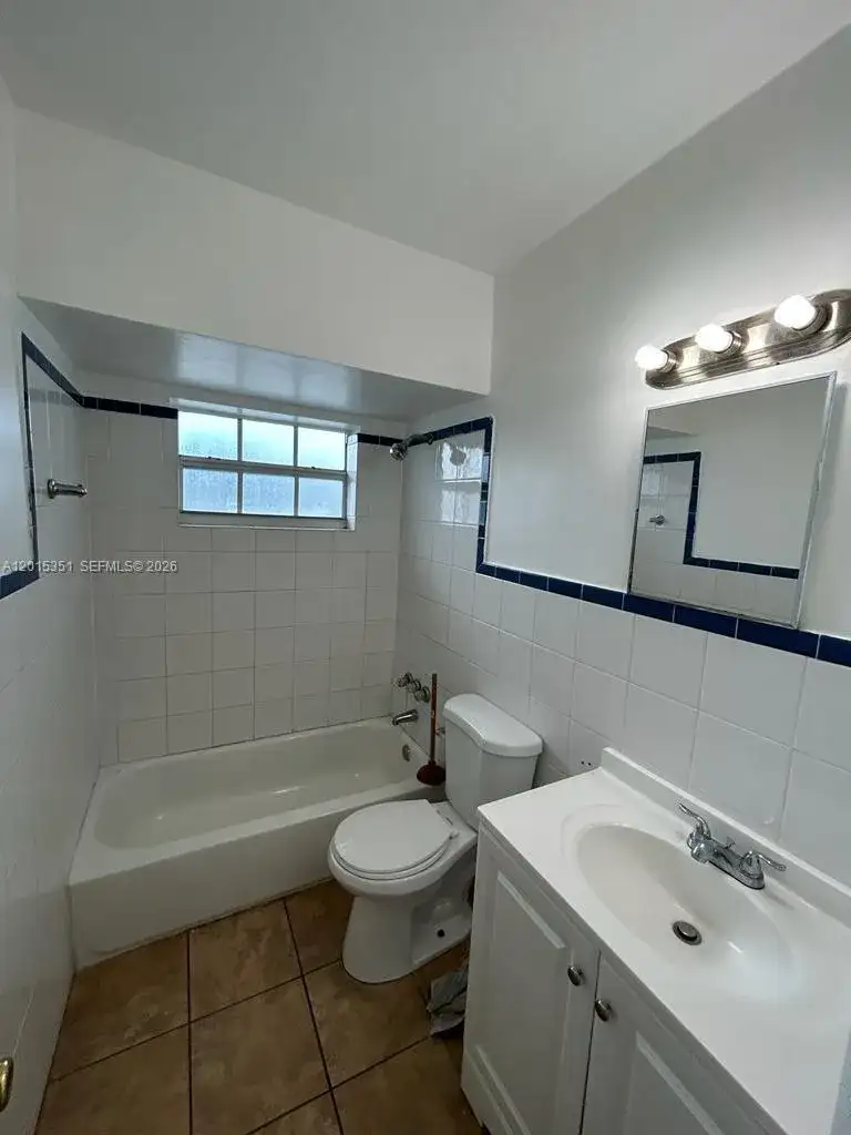7920 East Dr # 14, North Bay Village FL 33141 photo 3