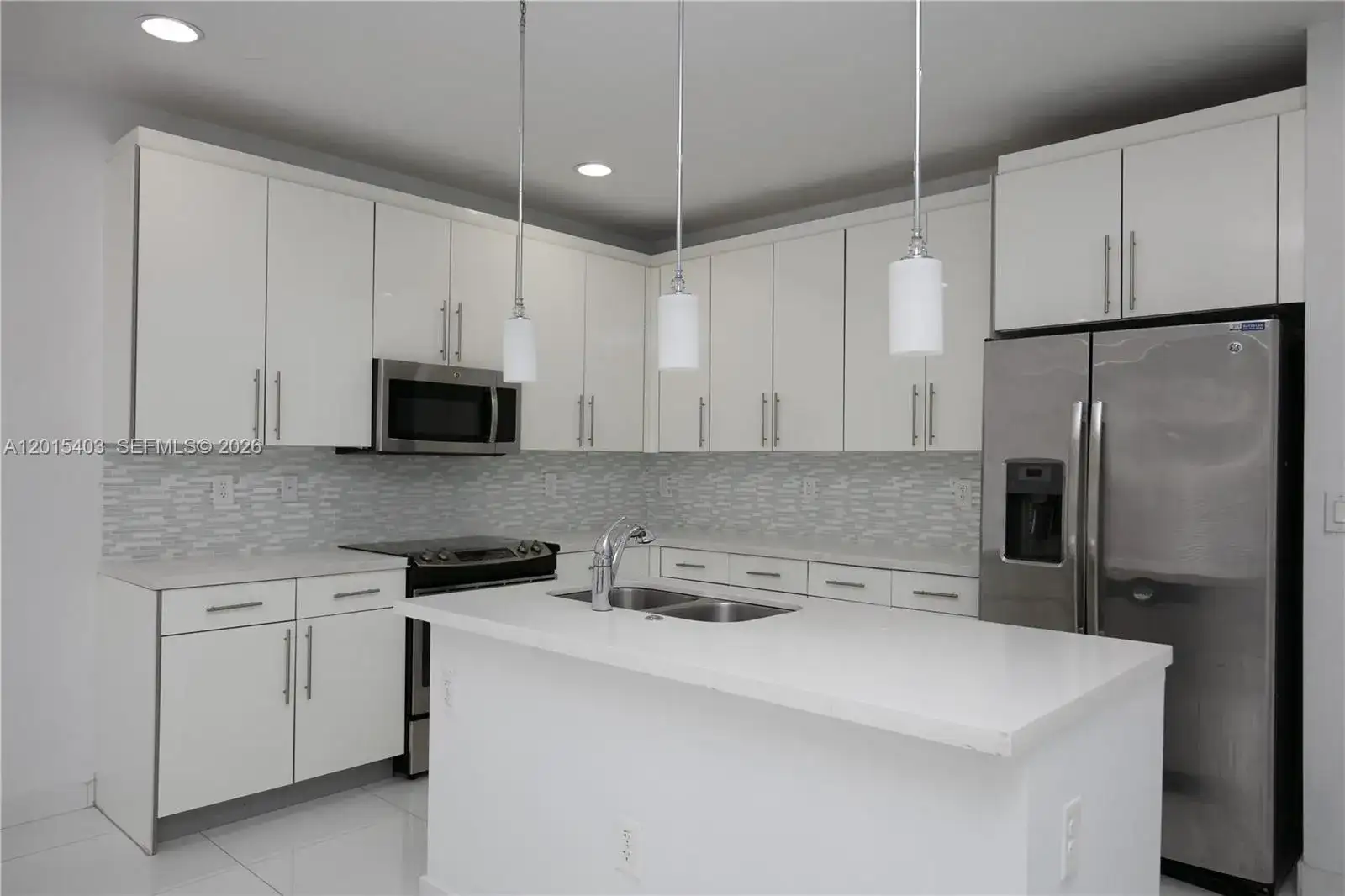 2610 NE 213th St # 103, Miami FL 33180 photo 5