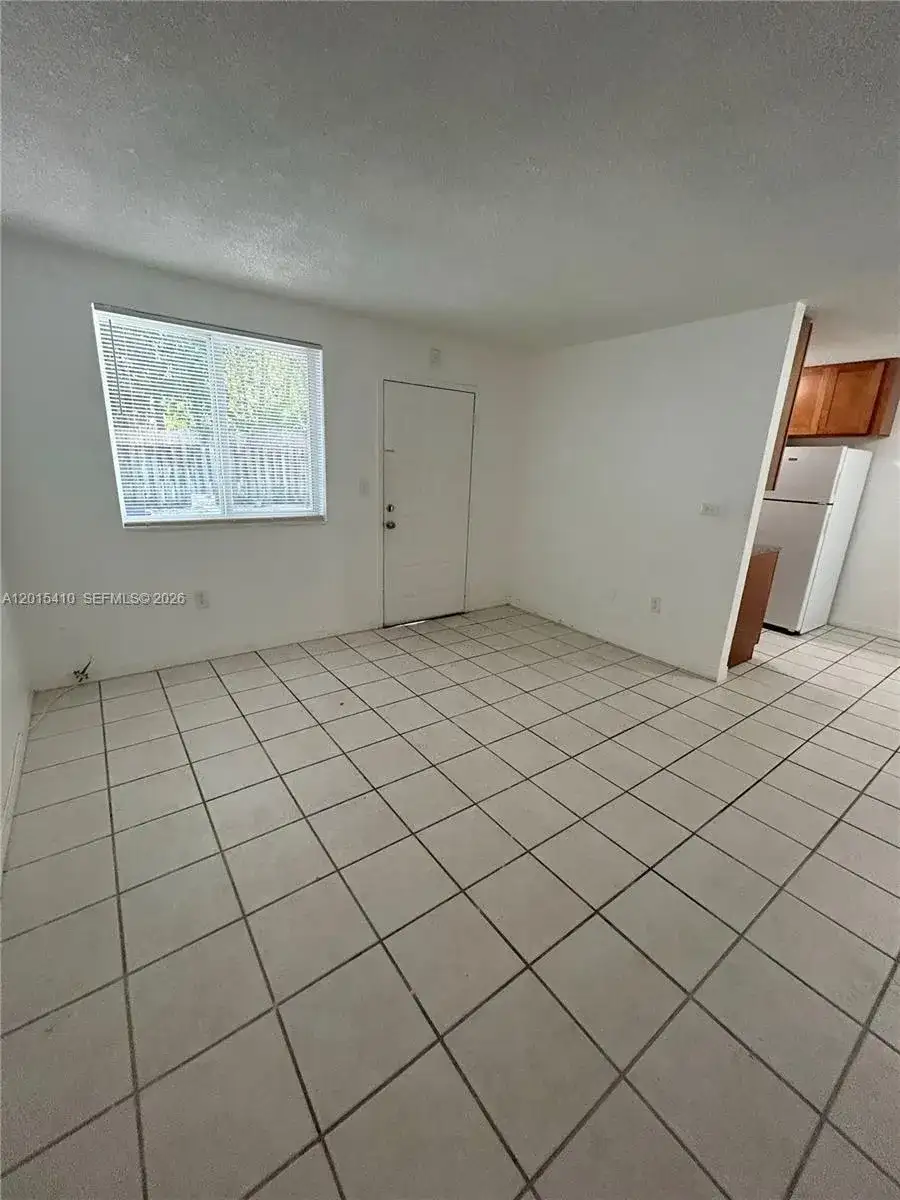 5814 NE 4th Ct # 3, Miami FL 33137 photo 2