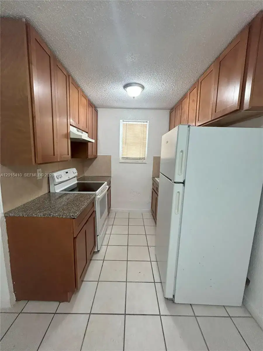 5814 NE 4th Ct # 3, Miami FL 33137 photo 4