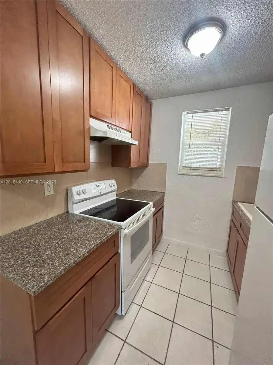 5814 NE 4th Ct # 3, Miami FL 33137 photo 5