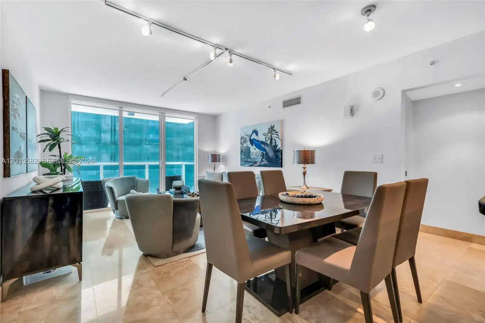 31 SE 5th St # 3010, Miami FL 33131 photo 4