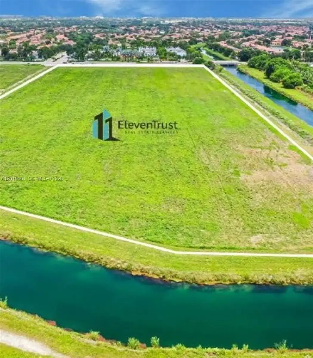 Campbell Drive, Homestead FL 33033 photo 2