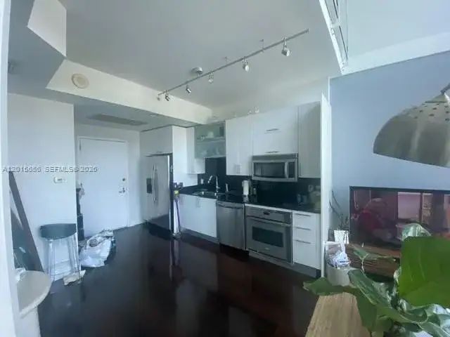 60 SW 13th St # 4611, Miami FL 33130 photo 4