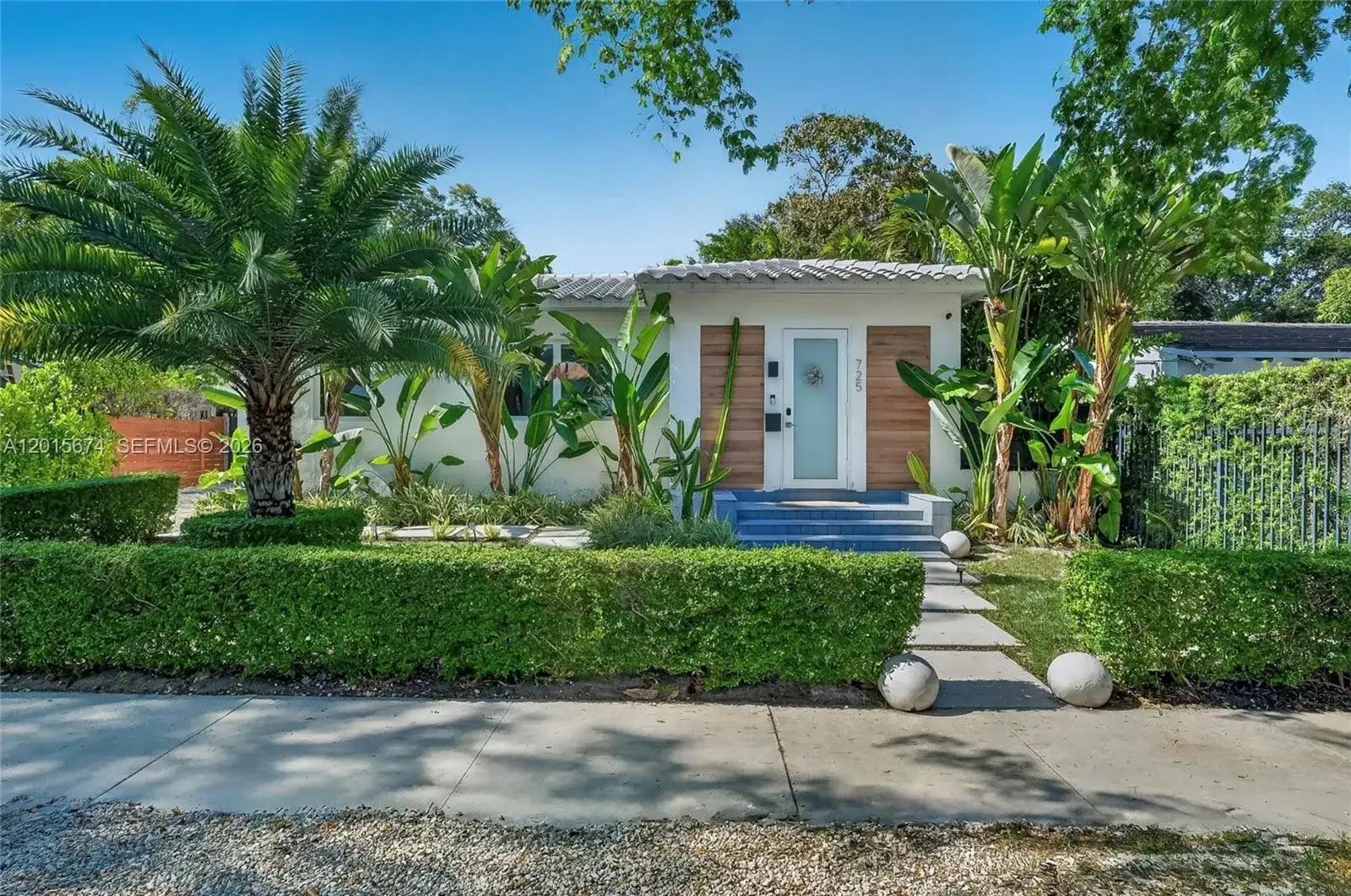 725 NE 81st St, Miami FL 33138 photo 3