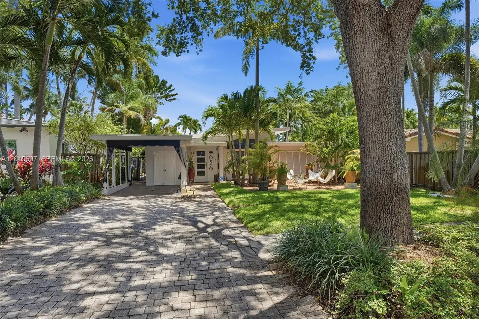 636 NE 17th Ter, Fort Lauderdale FL 33304 photo 4