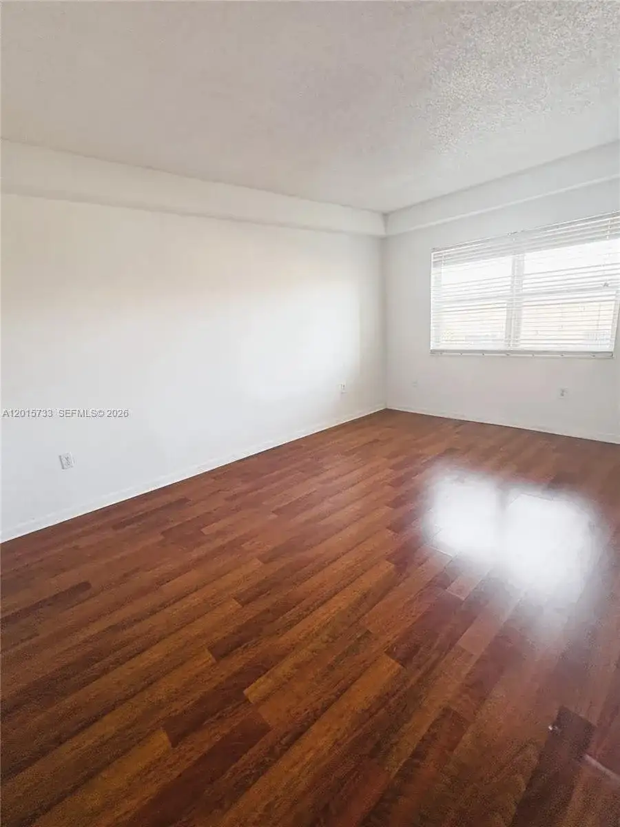 10900 SW 104th St # 315, Miami FL 33176 photo 5
