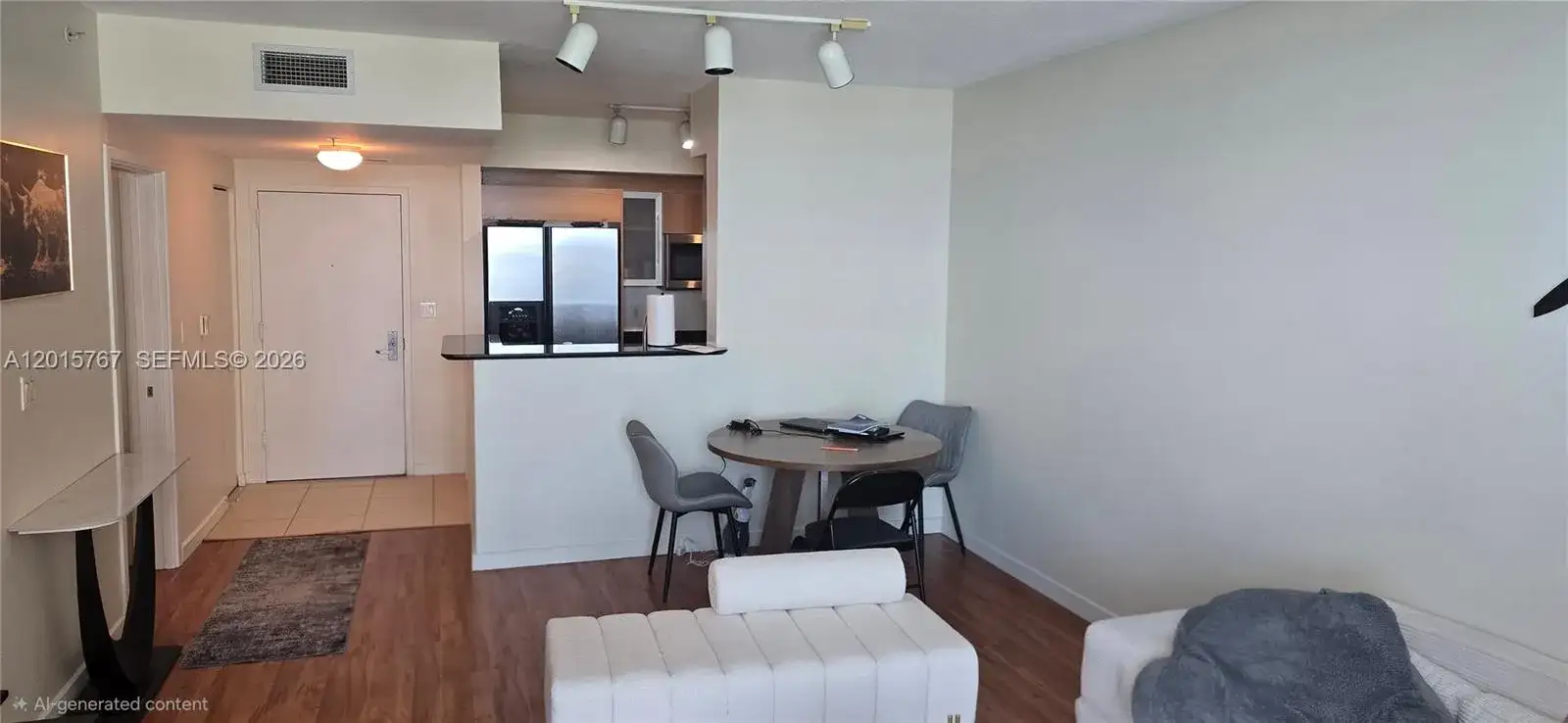 325 S Biscayne Blvd # 4016, Miami FL 33131 photo 4
