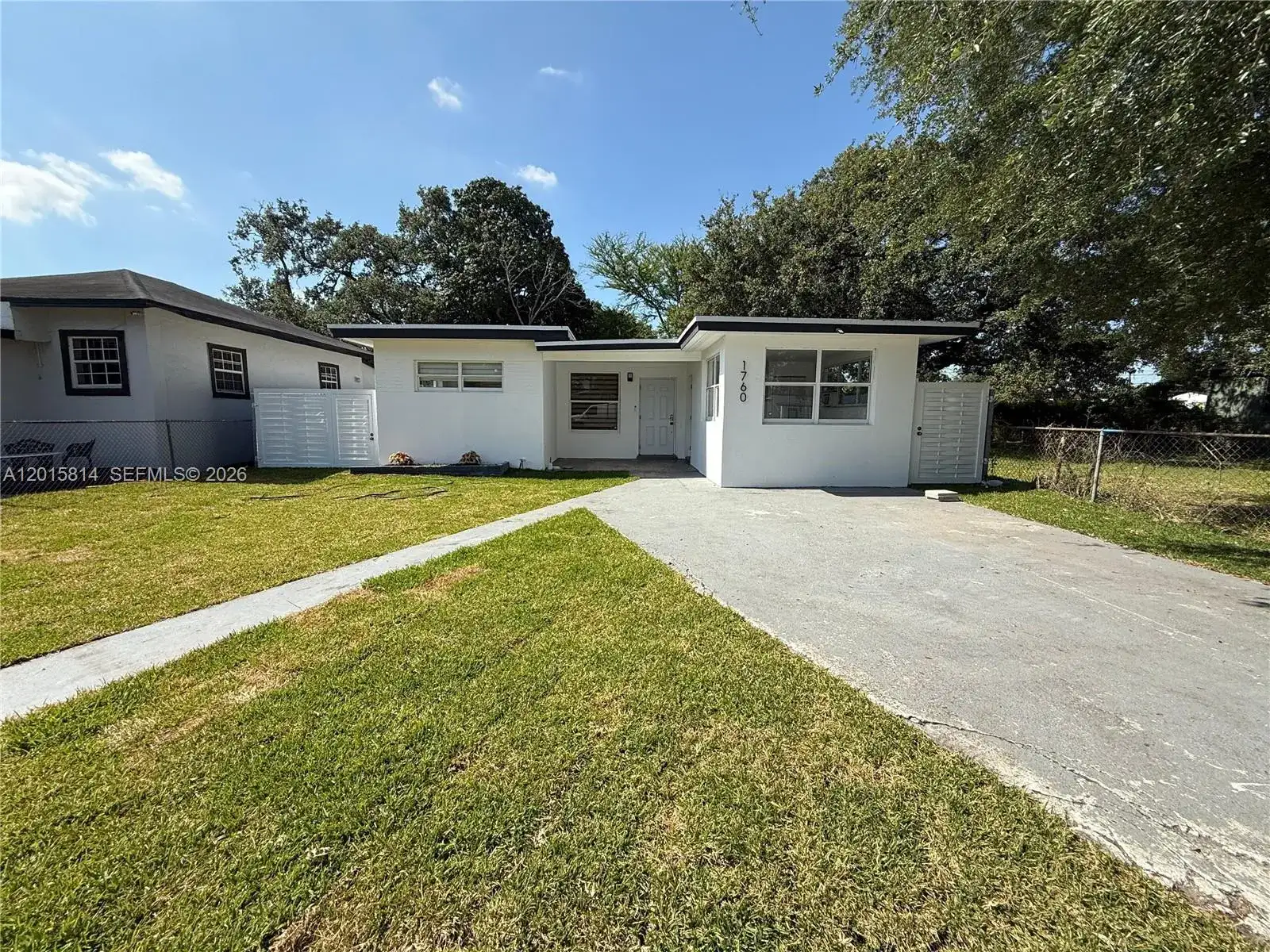 1760 NW 84th St, Miami FL 33147 photo 3