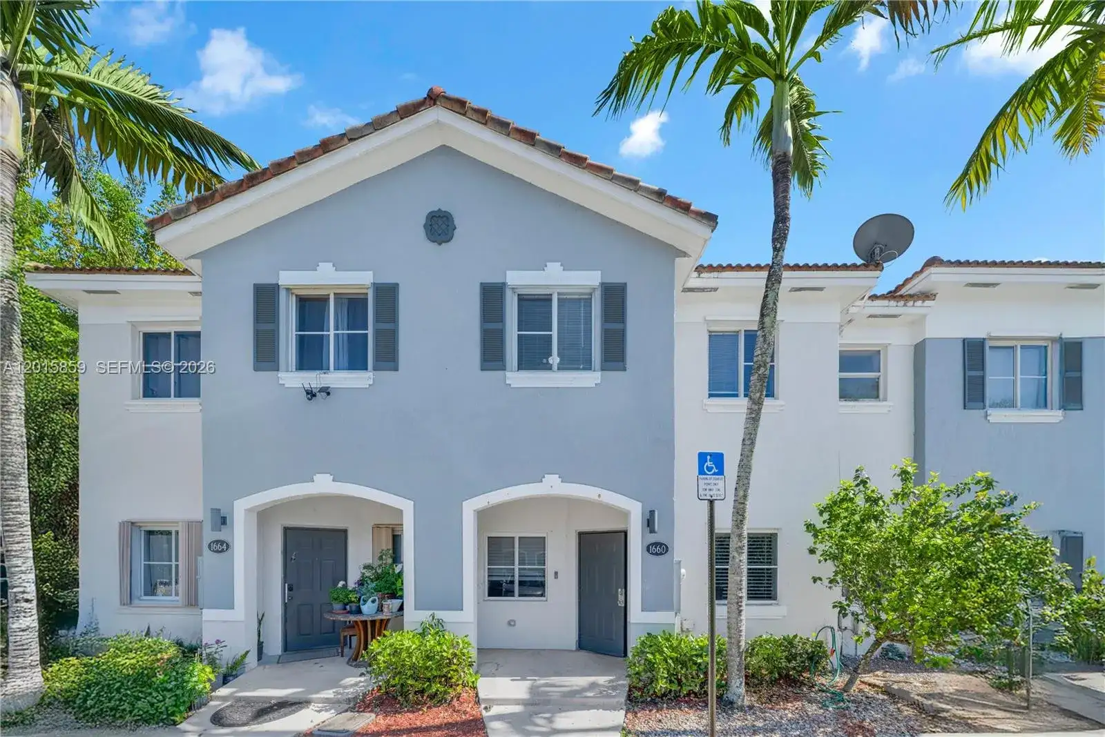 1660 SE 30th St, Homestead FL 33035 photo 2