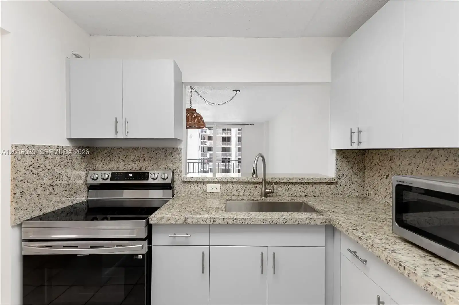 345 Ocean Dr # 424, Miami Beach FL 33139 photo 3