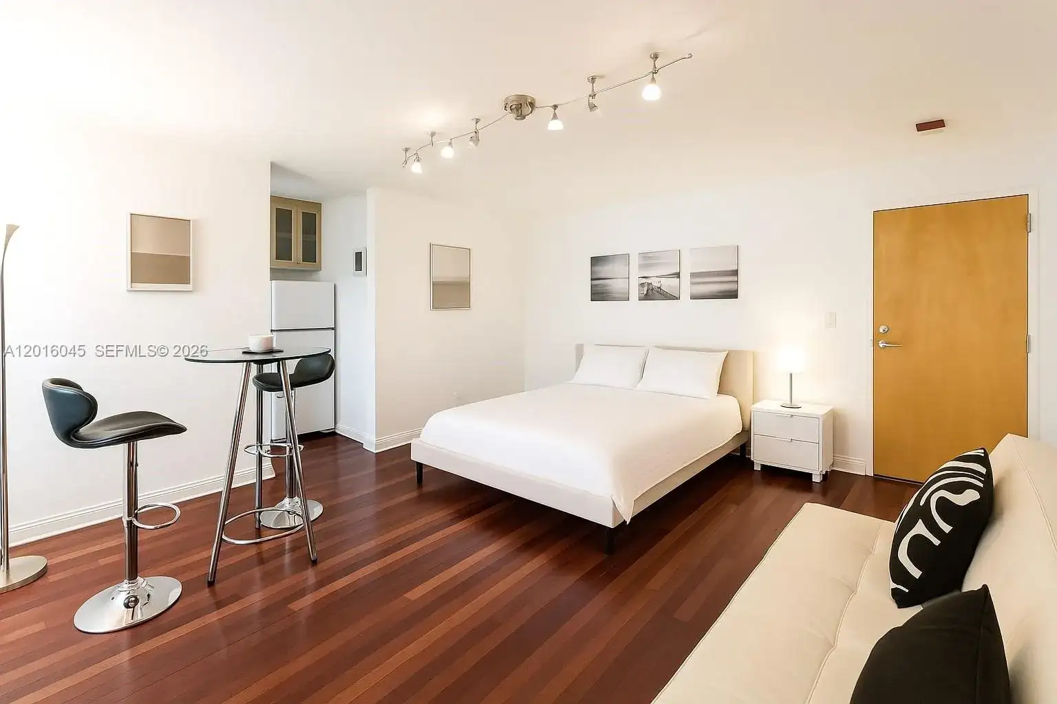 420 15th St # 106, Miami Beach FL 33139 photo 2