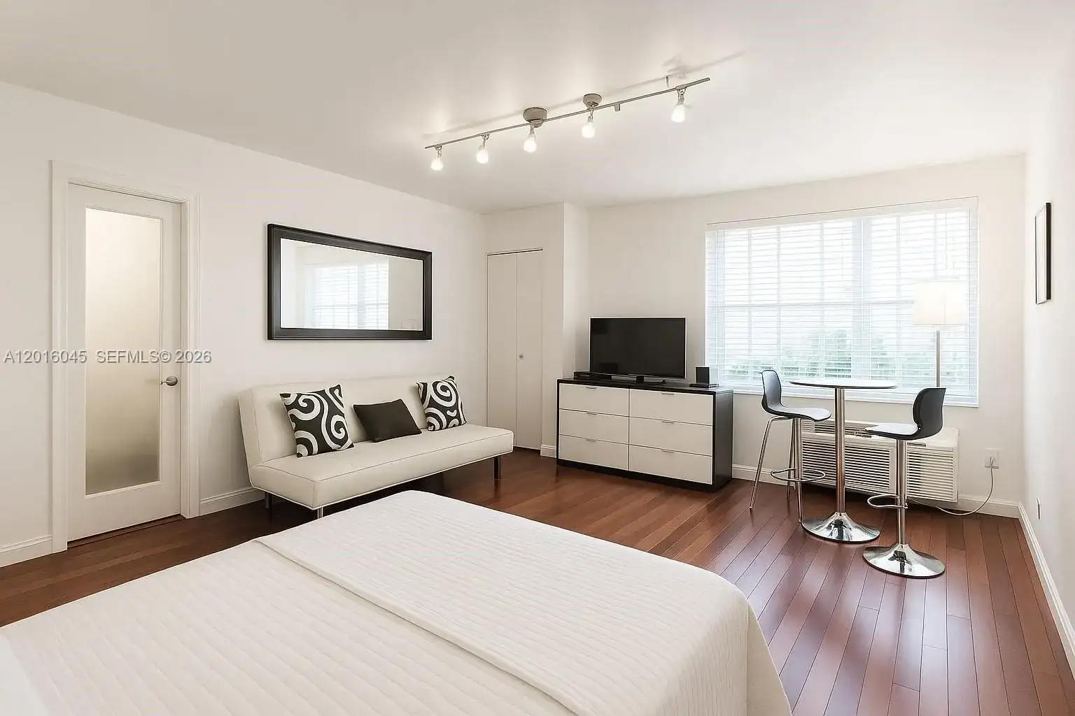 420 15th St # 106, Miami Beach FL 33139 photo 3