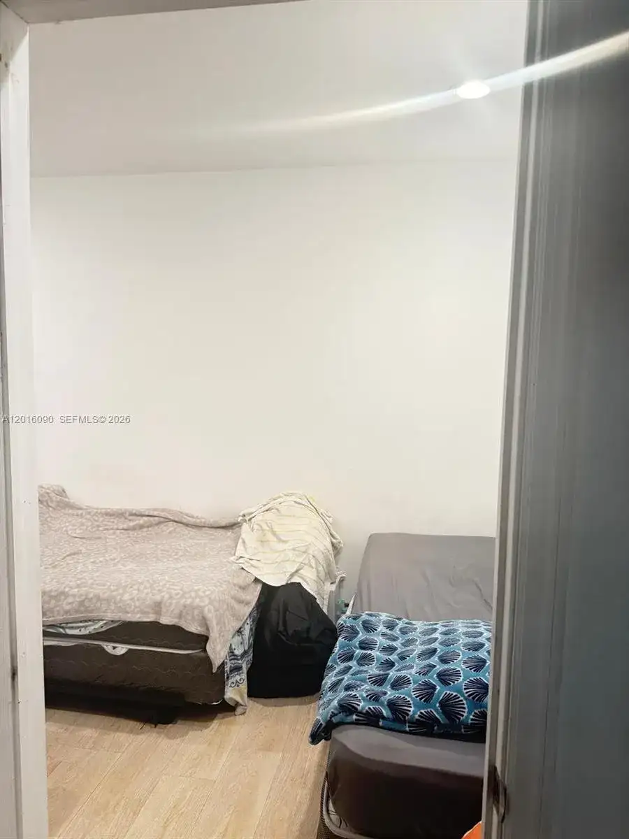 920 Euclid Ave # 3, Miami Beach FL 33139 photo 3