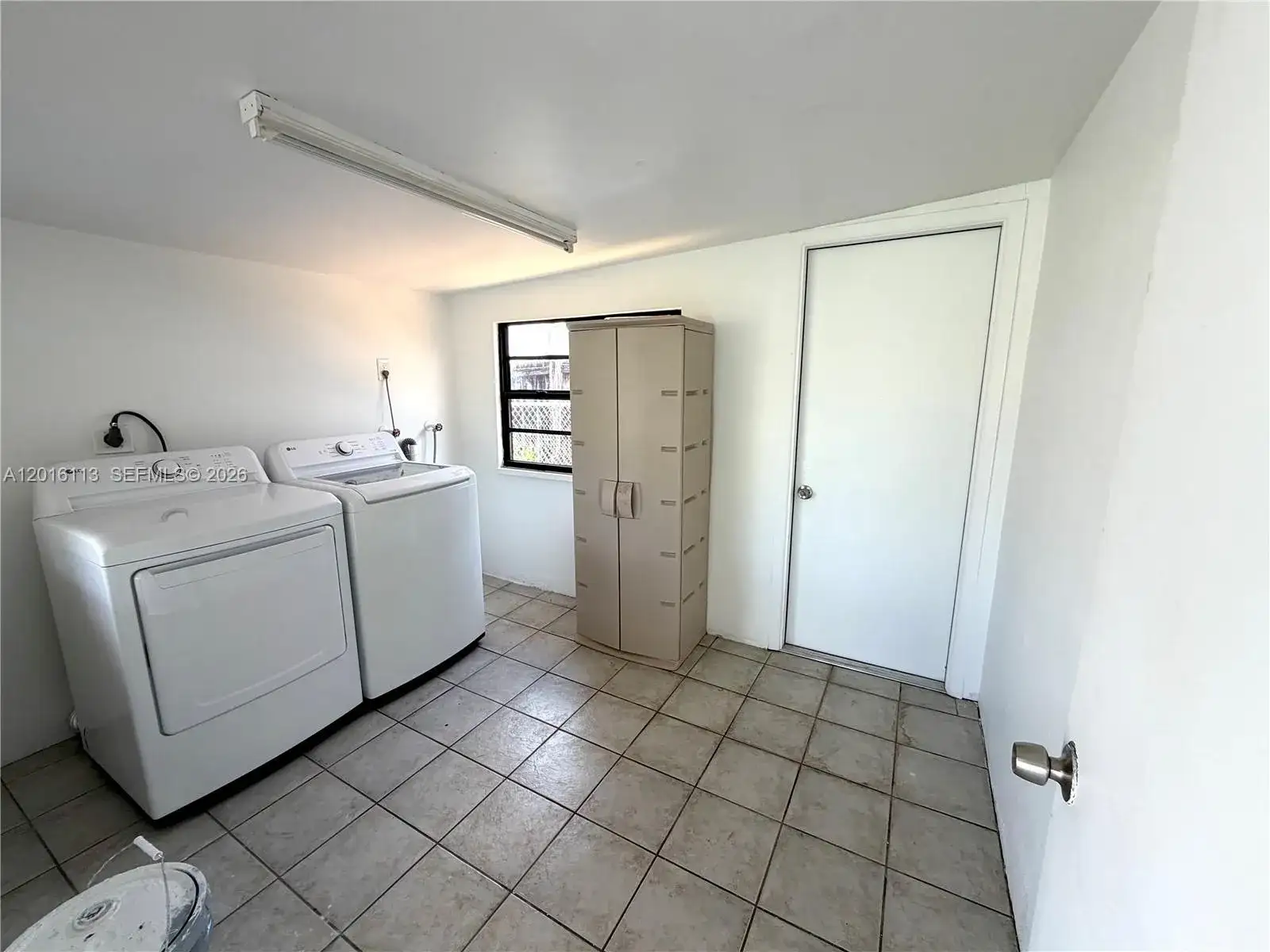 7993 SW 9th Ter, Miami FL 33144 photo 4