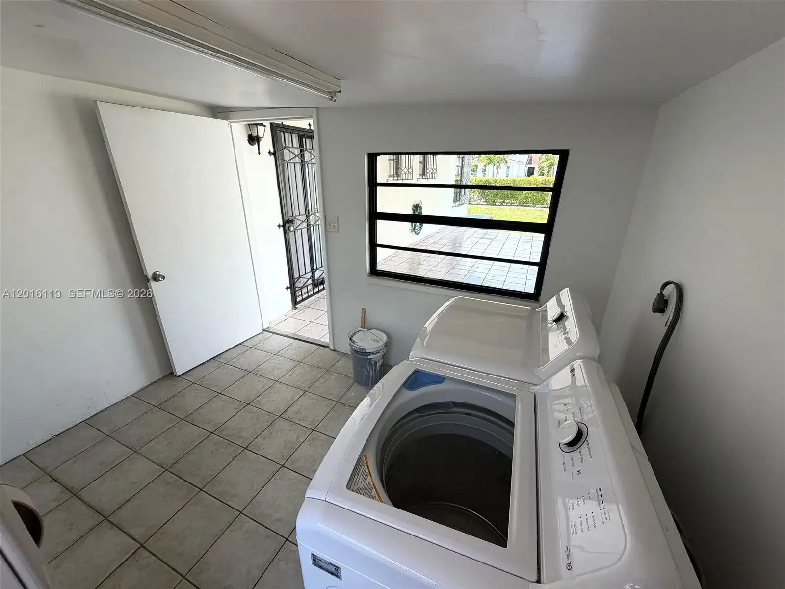 7993 SW 9th Ter, Miami FL 33144 photo 5