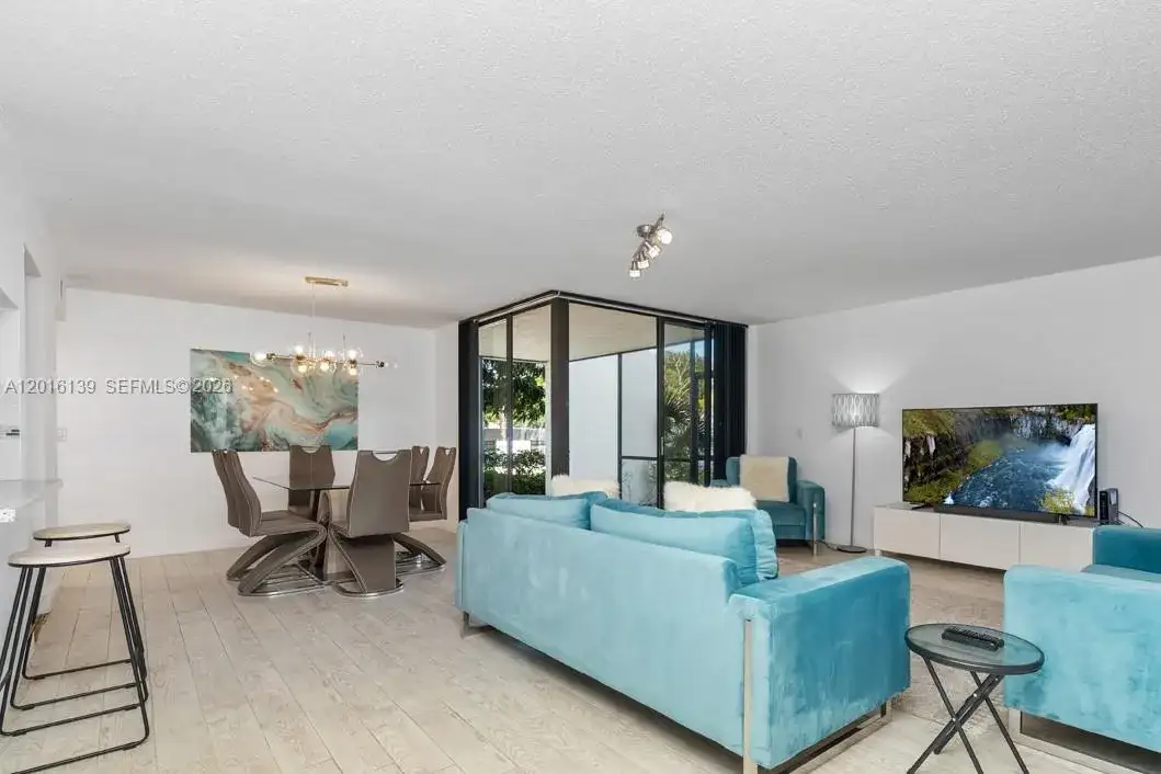825 Egret Cir # 110, Delray Beach FL 33444 photo 5