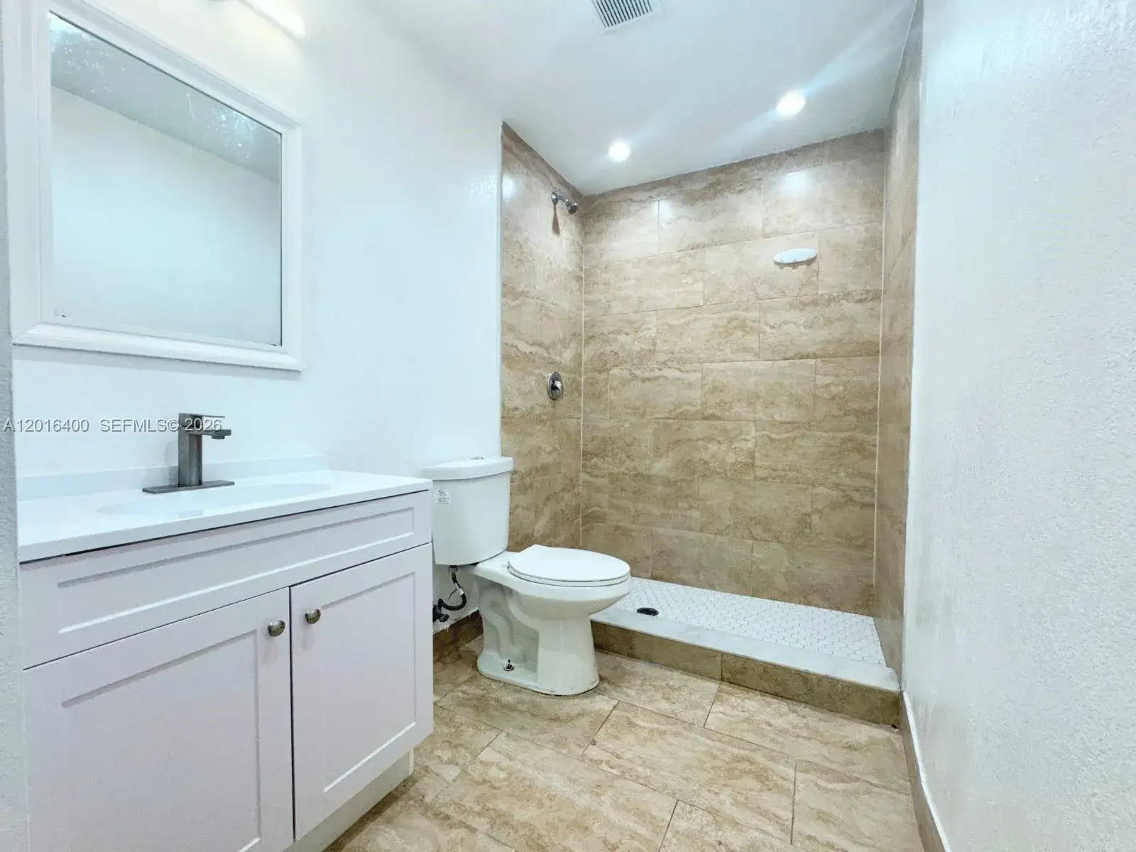 7703 NW 3rd Ave, Miami FL 33150 photo 5