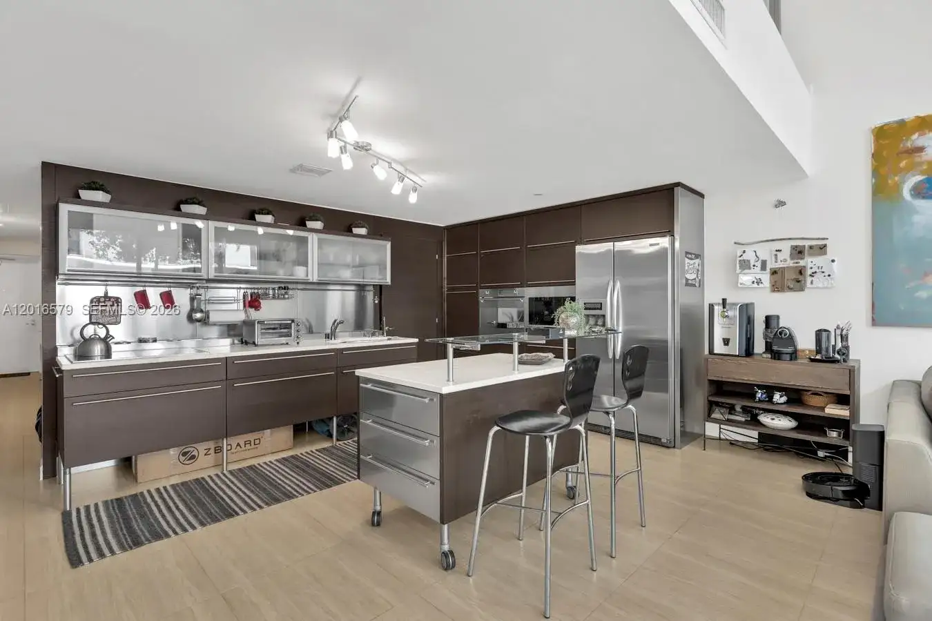 6000 Collins Ave # 129, Miami Beach FL 33140 photo 4