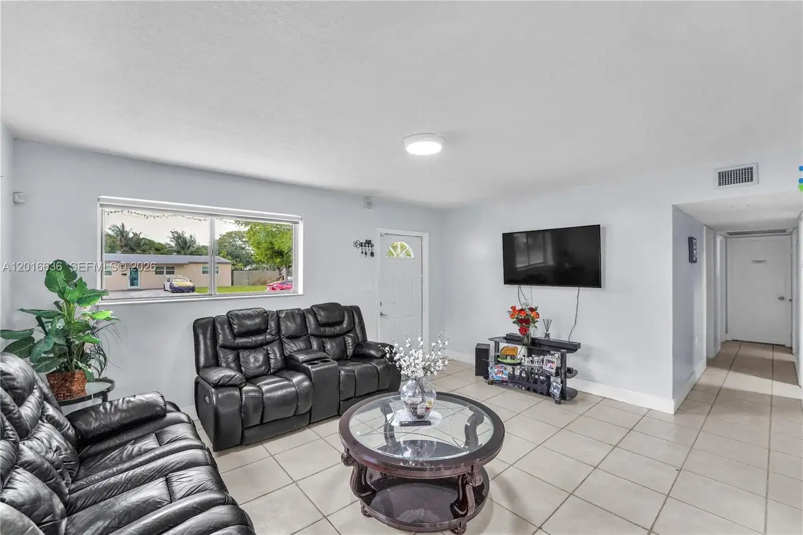 900 N 70th Ave, Hollywood FL 33024 photo 4