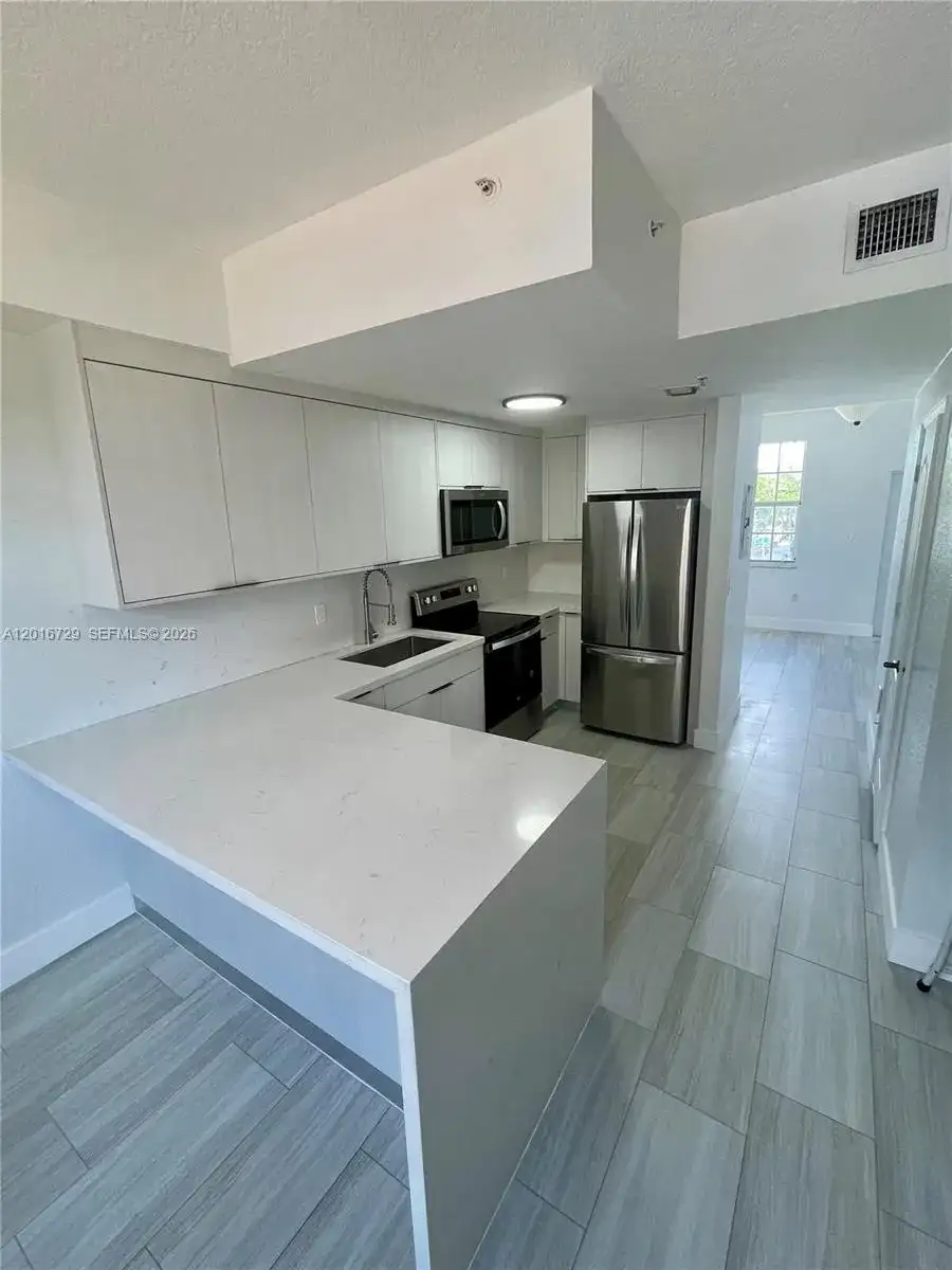 77 E 4th St # A212, Hialeah FL 33010 photo 3