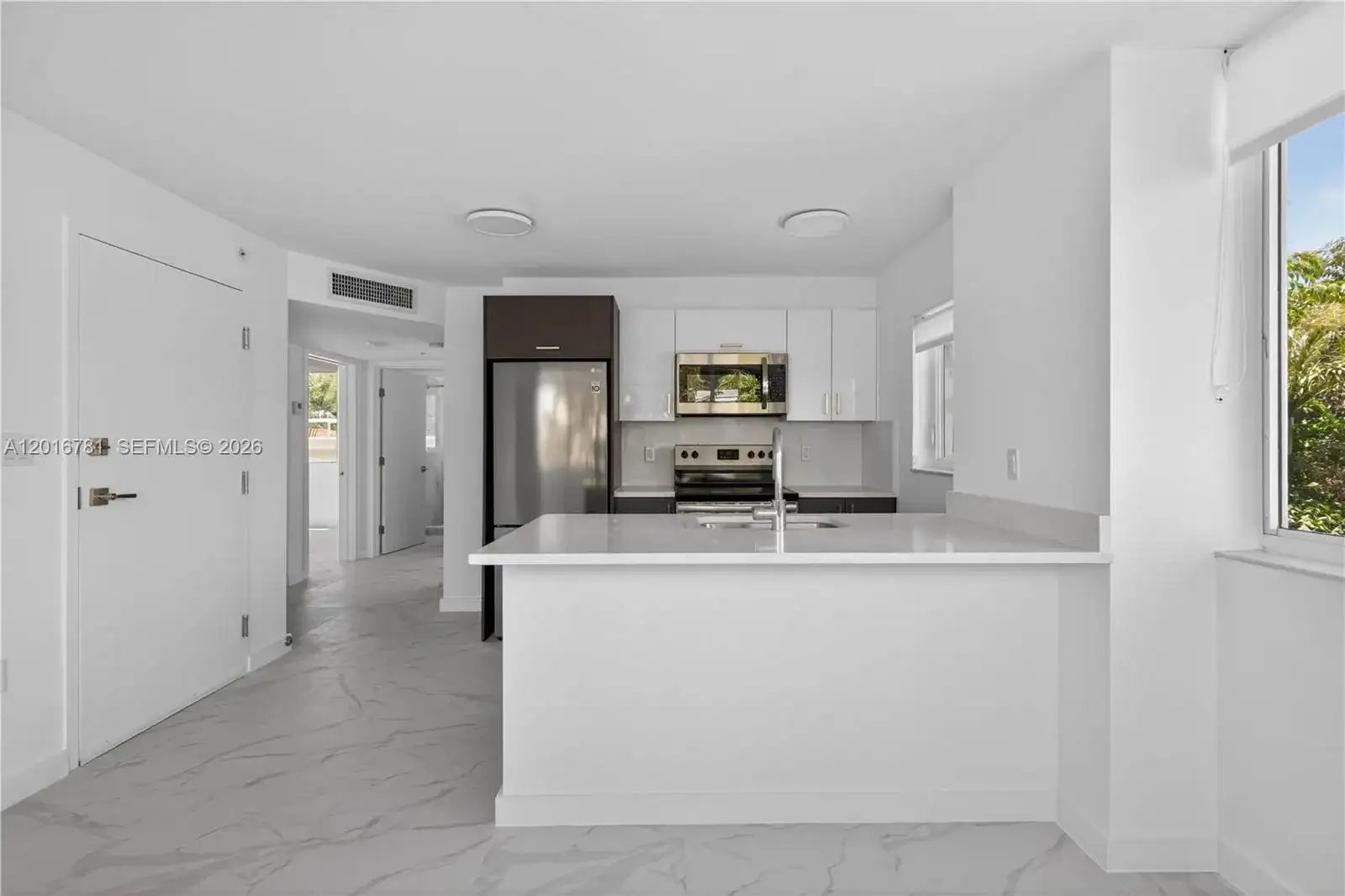 1552 Euclid Ave # 08, Miami Beach FL 33139 photo 4