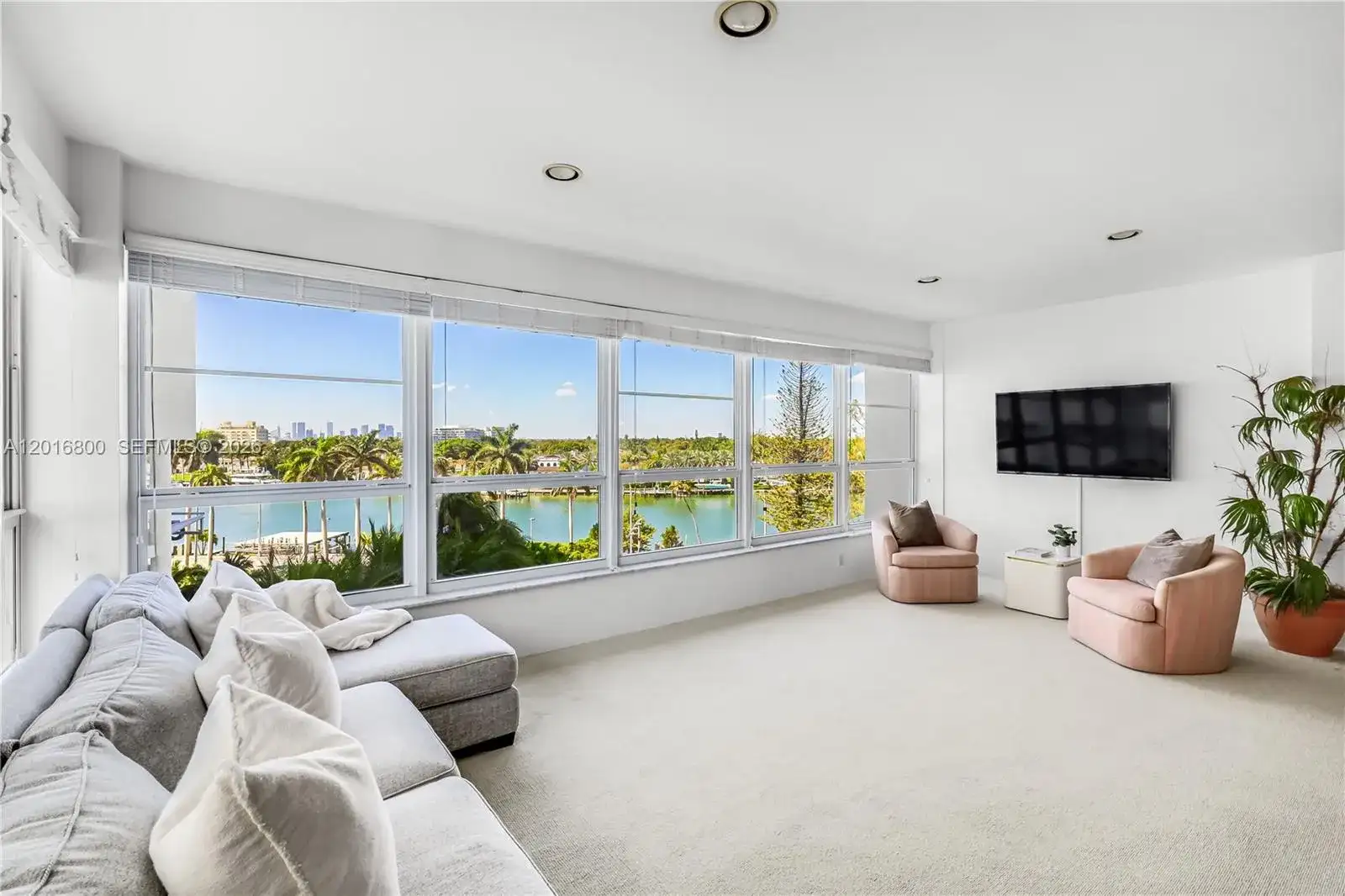 4925 Collins Ave # 5F, Miami Beach FL 33140 photo 2