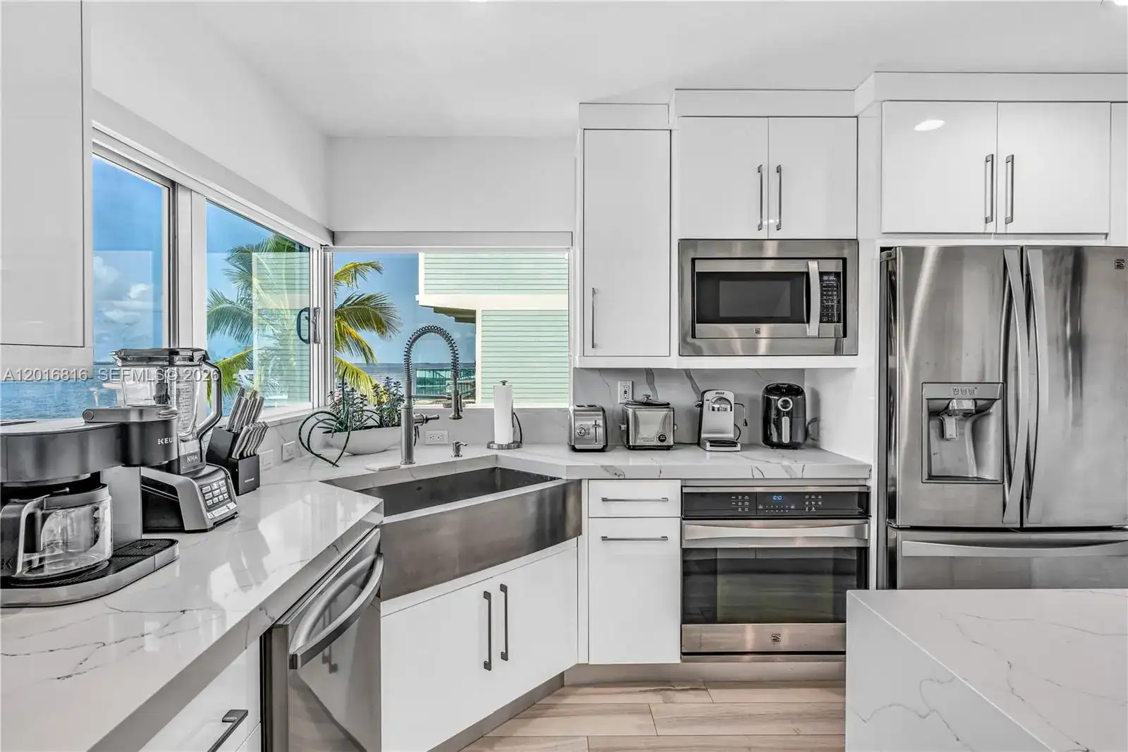 325 Calusa, Key Largo FL 33037 photo 5