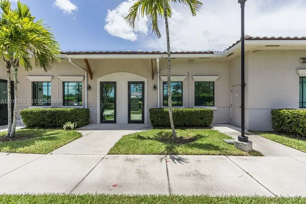 10600 Griffin Rd # 105, Cooper City FL 33328 photo 3