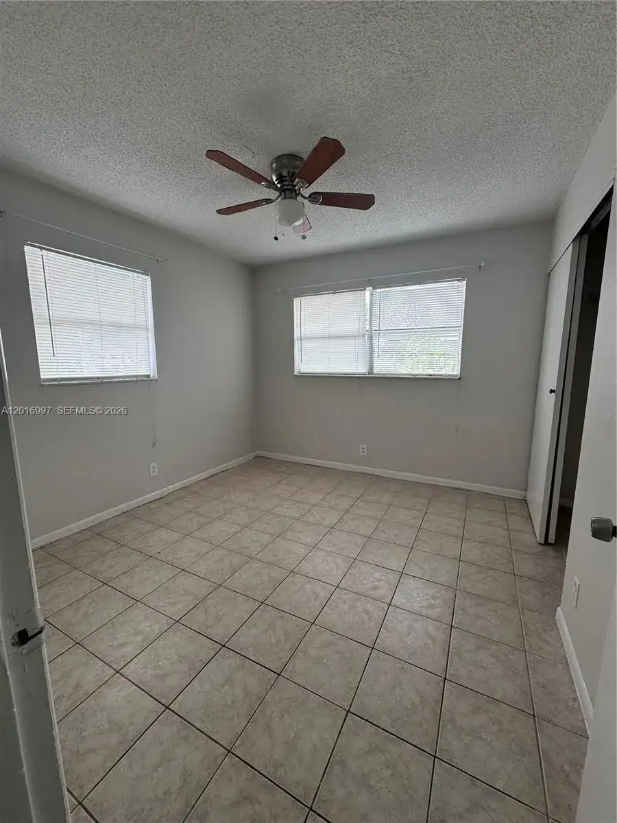 410 SE 2nd Ave # 21, Deerfield Beach FL 33441 photo 5