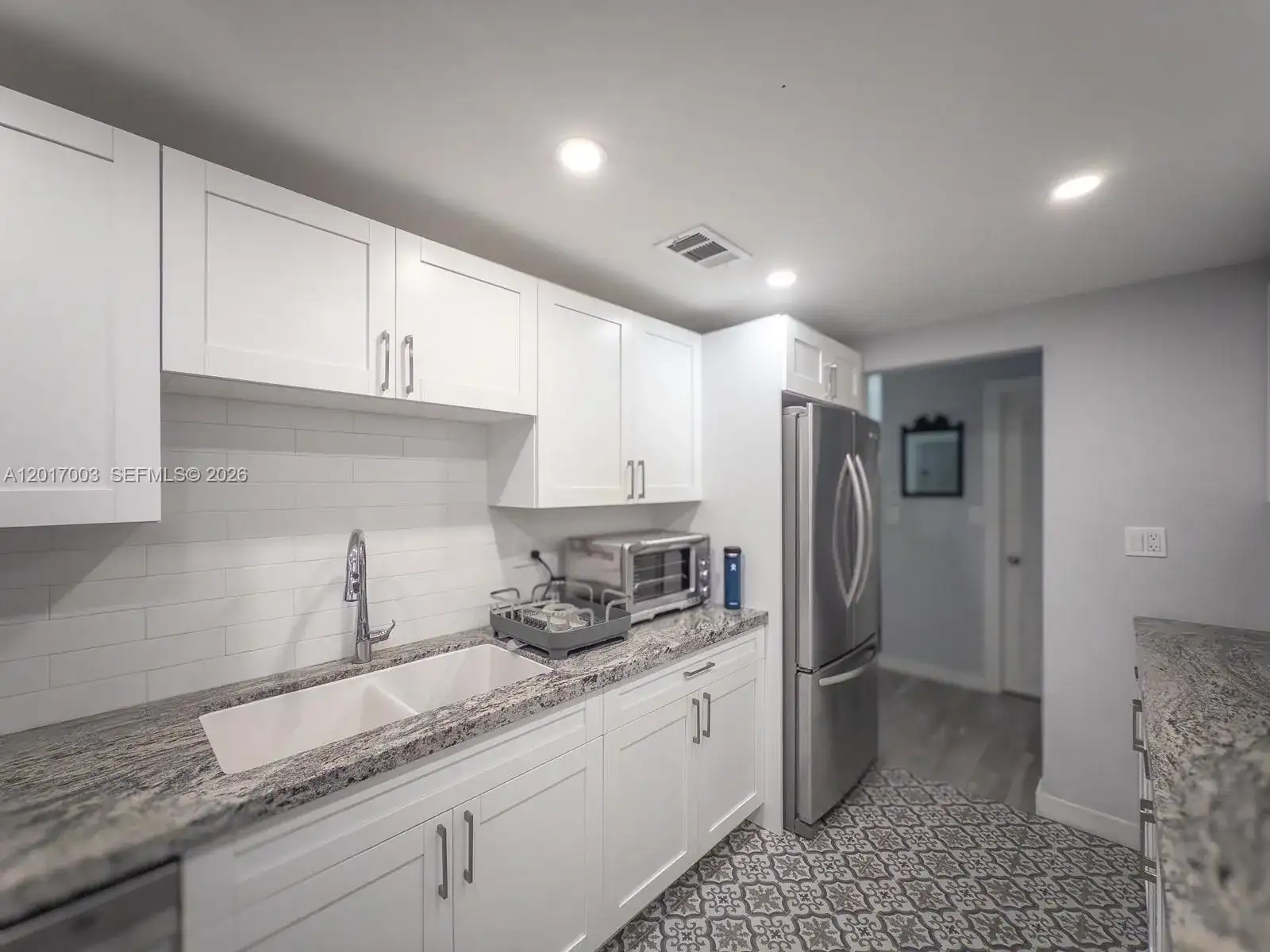 90 Edgewater Dr # 114, Coral Gables FL 33133 photo 2