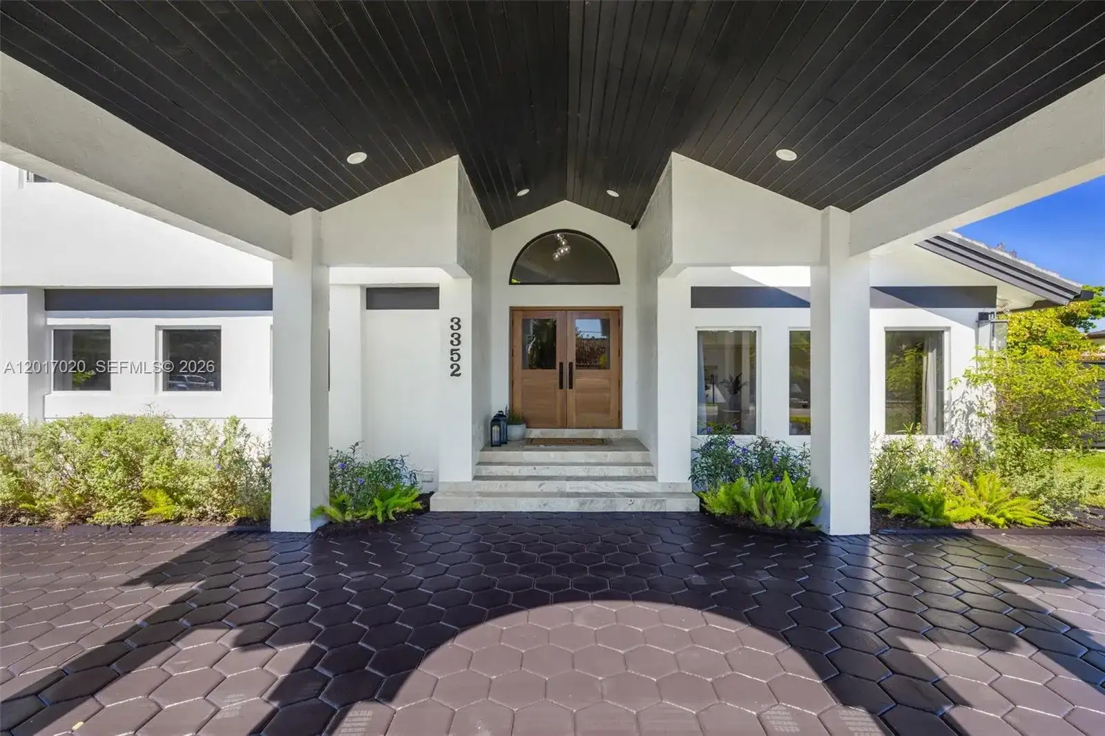 3352 SW 110th Ave, Miami FL 33165 photo 3