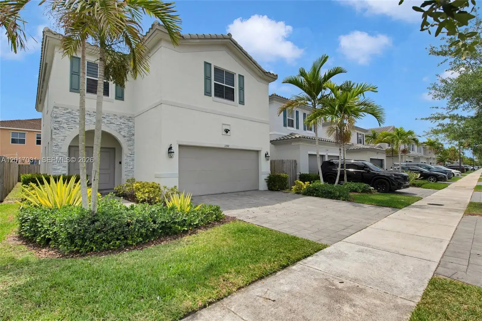 1392 SE 26th Ter, Homestead FL 33035 photo 2